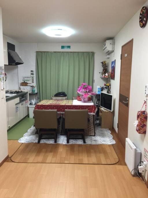 Yamadayaまるごと貸し切り69平米21坪長期滞在大歓迎 Appartement Tokio Buitenkant foto